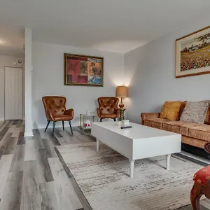  Appartement Chic Urban Escape In Canada